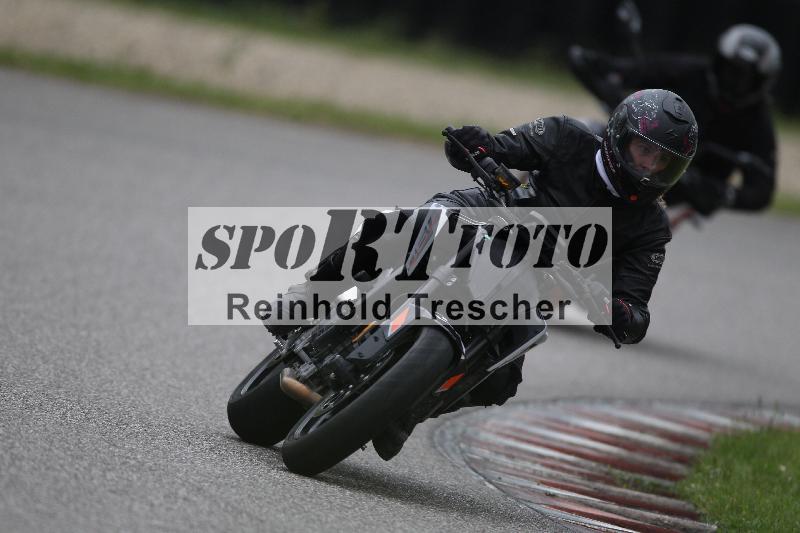 Archiv-2025/10 23.04.2025 Cornu Master School ADR/gruen-vert/67